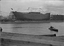 Launching of freighter "St. Mimiel" at Dominion Shipbuilding Co's dock. Toronto, Ont. Sept. 26, 1918 26 Sept. 1918