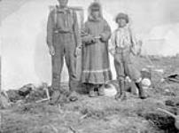 Inuit at mouth of the Richardson River 1930