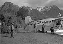 [Refuelling Fairchild 71C aircraft CF-AWV, c. 1935-40] [ca. 1935-1940]
