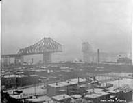 Montreal South Shore Bridge [Jacques Cartier Bridge]: progress south from north shore 10 Dec. 1928