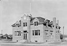 [Federal Building, Kindersley, Sask.] [c.a. 1940]