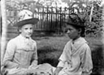 Lillie Ballantyne and Jessie McLean August 1890.