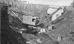 Abasand Oils Limited, shovel and planer, Horse River, McMurray, Alberta, 1941 1941