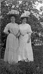 Two inidentified women ca. 1908