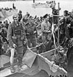 Débarquement de soldats revenant de l'opération "Jubilee", le raid sur Dieppe August 19, 1942