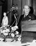 Rt. Hon. W.L. Mackenzie King speaking at a banquet celebrating his twenty-fifth anniversary as Leader of the Liberal Party 7 Aug. 1944