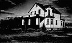 Sigmund Sussman's home at Lipton Colony, Saskatchewan 1930