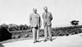 Rt. Hon. W.L. Mackenzie King and Dr. O.D. Skelton at the Shaw Park Hotel 25 Oct. 1938