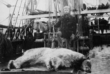 Walter Livingstone-Learmonth and dead polar bear aboard S.S. MAUD 31 July 1889