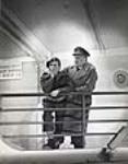 Le Padre (Albert Duquesne) et Tit-Coq (Gratien Gélinas) à bord du bateau, représentation de « Tit-Coq » au Monument National [document iconographique] 22- 31 mai 1948