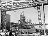 Construction scene of the Welland Chemical Works plant avril 1941