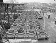 Chars d'assaut dans les ateliers Angus préparés et prêts pour expédition 28 avri1 1942