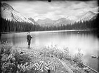 Drewry - The greatest trout lake in the rockies + no joke/14-9-90 1904