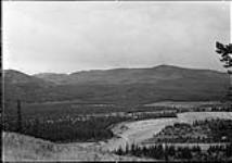 Red Deer River in the Hunter Valley area, in Alberta. View South from Station 148 1917