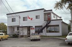 [Bureau de poste de Palmarolle, Québec] [document iconographique] / [Photographié par] [Anatole Walker] 1982
