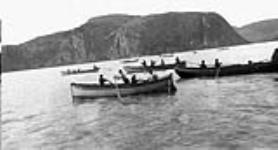 Inuit on a whale hunt, [region of Kingua Fiord at head of Cumberland Gulf] n.d.