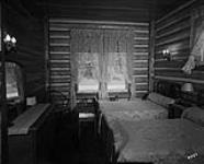 Jasper Park Lodge - Point cottage - bedroom 1937