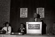 United Auto Workers Conferences - Canada [entre 10-11 avril, 1976].