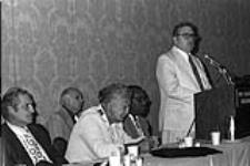 Conférences des Travailleurs unis de l'automobile - Canada [entre 1974-1978].