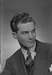 John Holden Players, homme non identifié [entre 1939-1951].