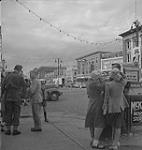Saskatoon et blé, scène de rue à Saskatoon [entre 1939-1951].