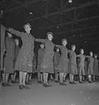 Woman's Air Force, 1940's.  Group of Unidentified Women in Uniform Standing in Formation [entre 1940-1949]