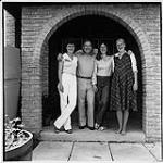 Pères et filles, Mron Milrad, Rachel & Sara, Bob Fulford et al May 1981