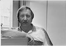 Portrait of CKOC radio's John Novak. Hamilton [entre 1975-1985]