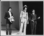 The Good Brothers, (l to r) Brian, Bruce and Larry, accepting their fifth consecutive Juno Award for Country Group of the Year - Feb. 5th, 1981 at the O'Keefe Centre in Toronto 5 février 1981