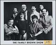 Portrait de presse pour The Family Brown Show [entre 1979-1985].