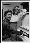 Jim Doris and Wendy Sommerville, winners of Simpsons' "compose a song for broadcast" contest [entre 1970-1979].