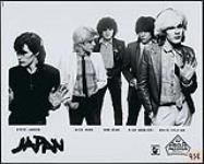Press portrait of Japan: (l to r) Steve Jansen, Mick Karn, Rob Dean, Richard Barbieri, David Sylvain [entre 1974-1982].