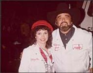 Glory-Anne Carriere avec Wolfman Jack au Nelson, Colombie-Britannique Jamboree [between 1985-1990].