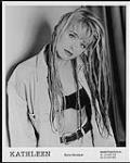 Photo de presse de Kathleen. Sony Musique [entre 1991-1996].