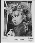 Photo de presse de Cyndi Lauper. Portrait Records [between 1983-1986]
