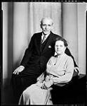Mr. and Mrs. A. Hooper (together) 13 avril 1936