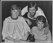 Anne Murray, Rick Allen of CHEX Peterborough and his wife Bev [entre 1970-1972].