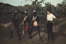 Acholi drummers greeting Lucille Teasdale on her arrival to Gulu, Uganda 3 mai 1961.