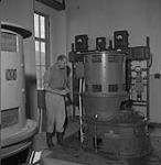 Hydraulic pumping equipment used by dairy farmers 1959