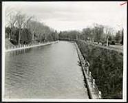 [View of canal from Bronson looking northeast] [1927-1932].