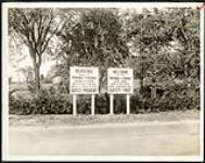 [Welcome to the Province of Quebec road signs at Champlain Bridge] 1928.