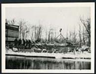 [Several men at worksite for the construction of the Champlain Bridge] cira 1924-1928.