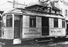 [Ottawa Electric Railway streetcar that carried Royal mail] [graphic material] [19-]