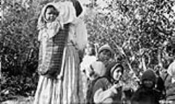 Ojibway [women and children] at Osnaburgh House, Ontario 1929
