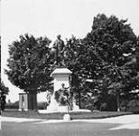 Sir John A. Macdonald Monument, Ottawa, Ont ca. 1900 - ca. 1939