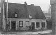 The old French house owned by P. Campbell, situated on St. Louis Steet, since demolished 1901