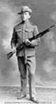 Le soldat S.J. Perry, lauréat du Prix du Roi 1904