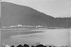 Kwa-us-tums Indian Village, Gilford Island, [B.C.] Sept. 11, 1885