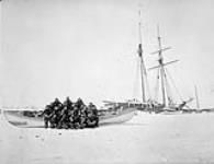 Crew, Whaleboat and "Era" at Fullerton 1903-1904.