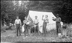 Camp near Renfrew ca. 1910